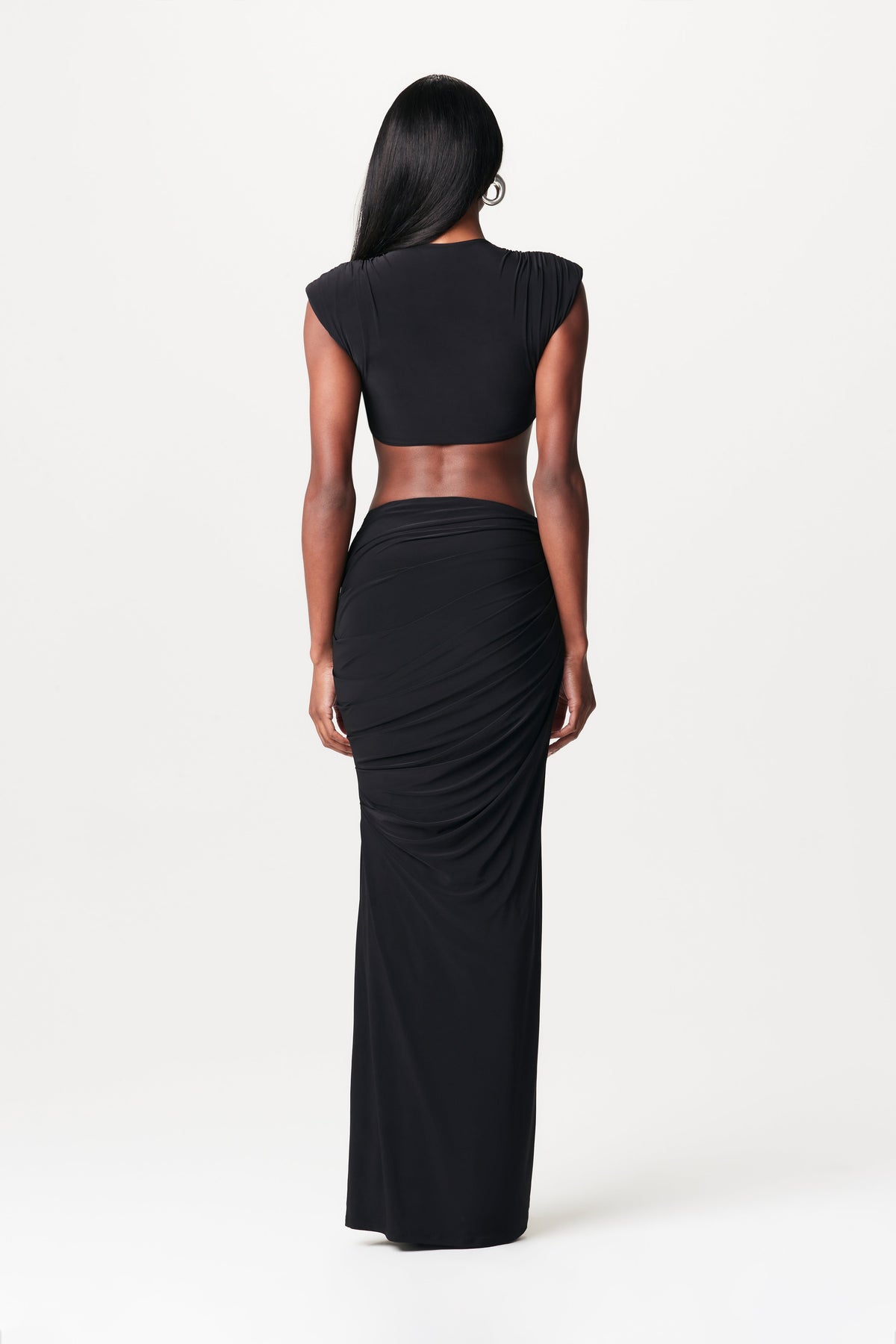 BLACK Hourglass Power Shoulder Crop Top