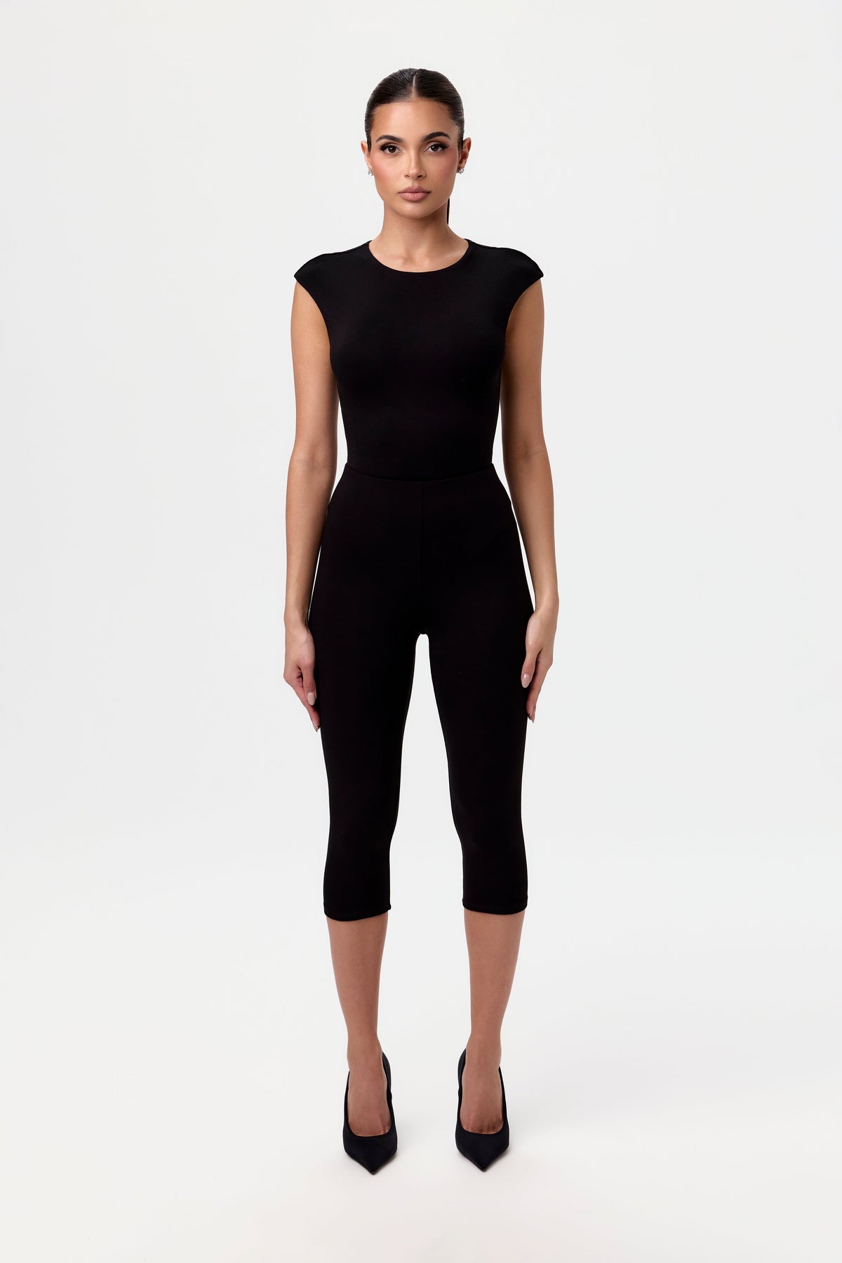 Black Smooth Sculpt Cropped Legging