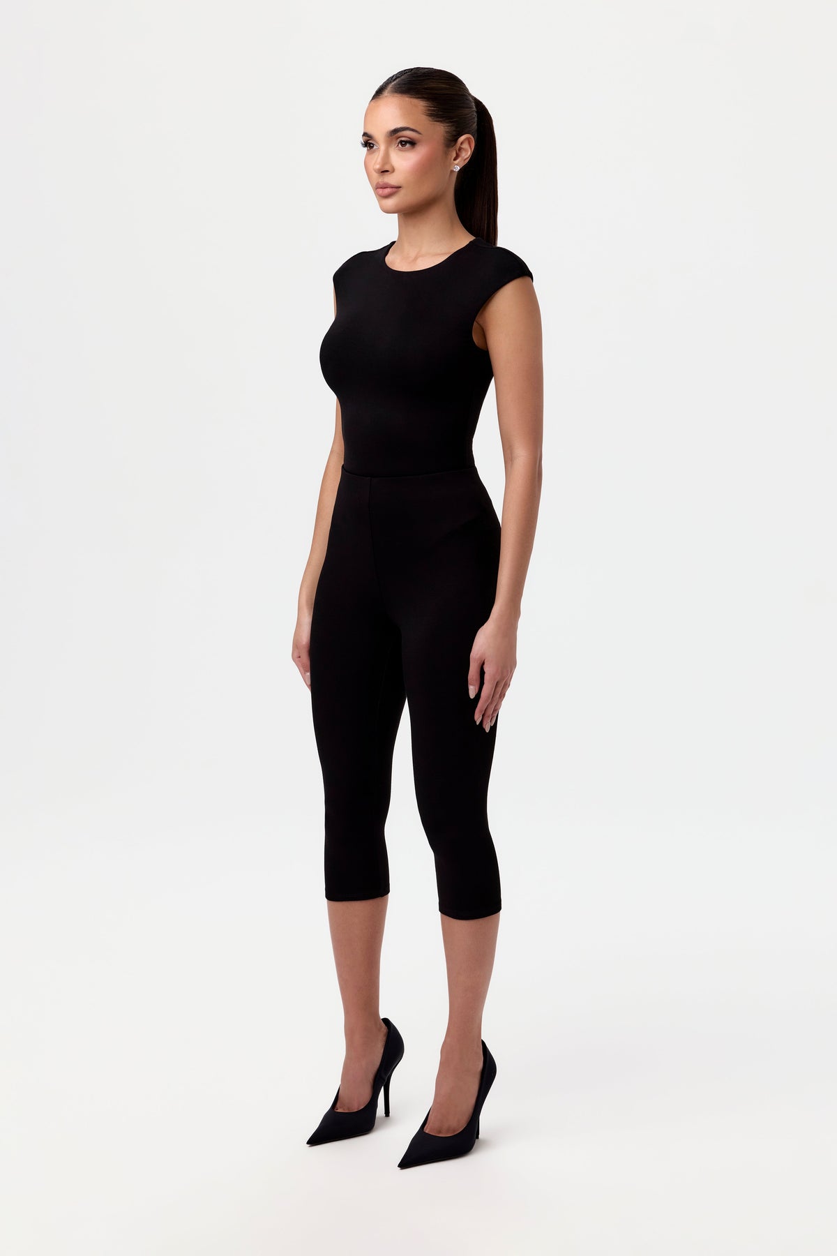 Black Smooth Sculpt Cropped Legging