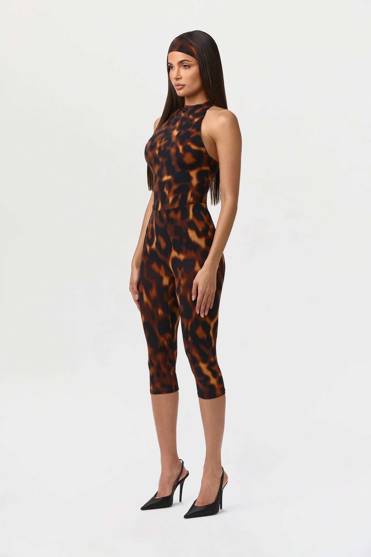 Tortoise Naked Print Capri Legging