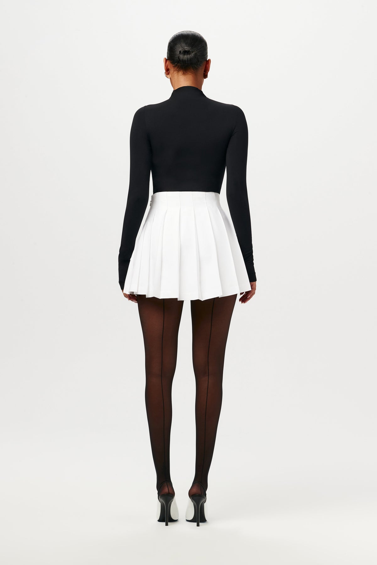WHITE Shirting Pleated Mini Skirt