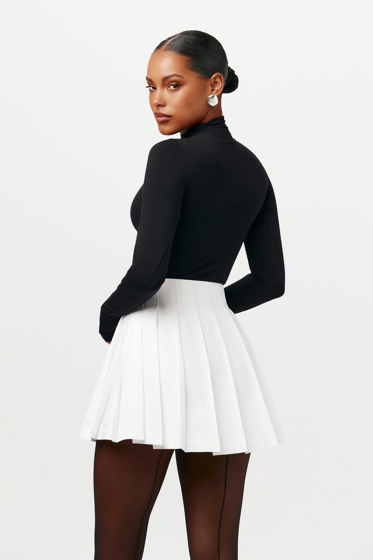 WHITE Shirting Pleated Mini Skirt