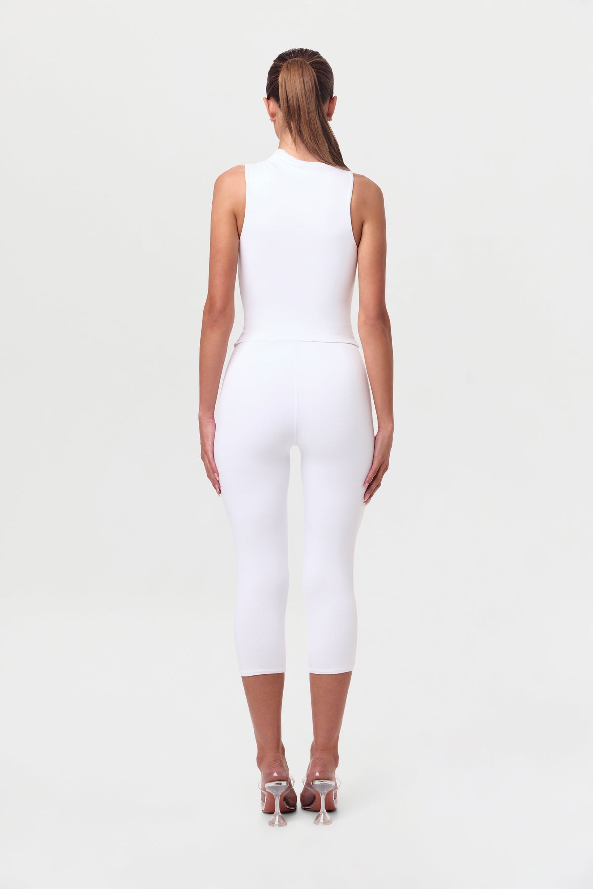 White Smooth Sculpt Cropped Legging