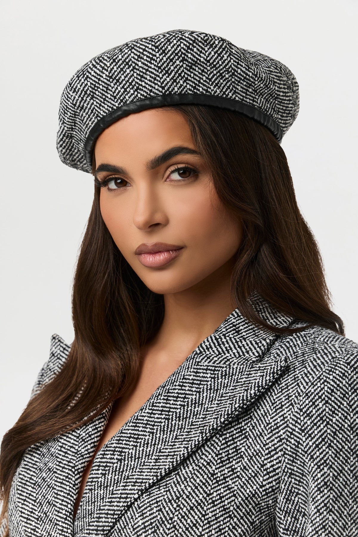 Black/White Pattern Suiting Beret
