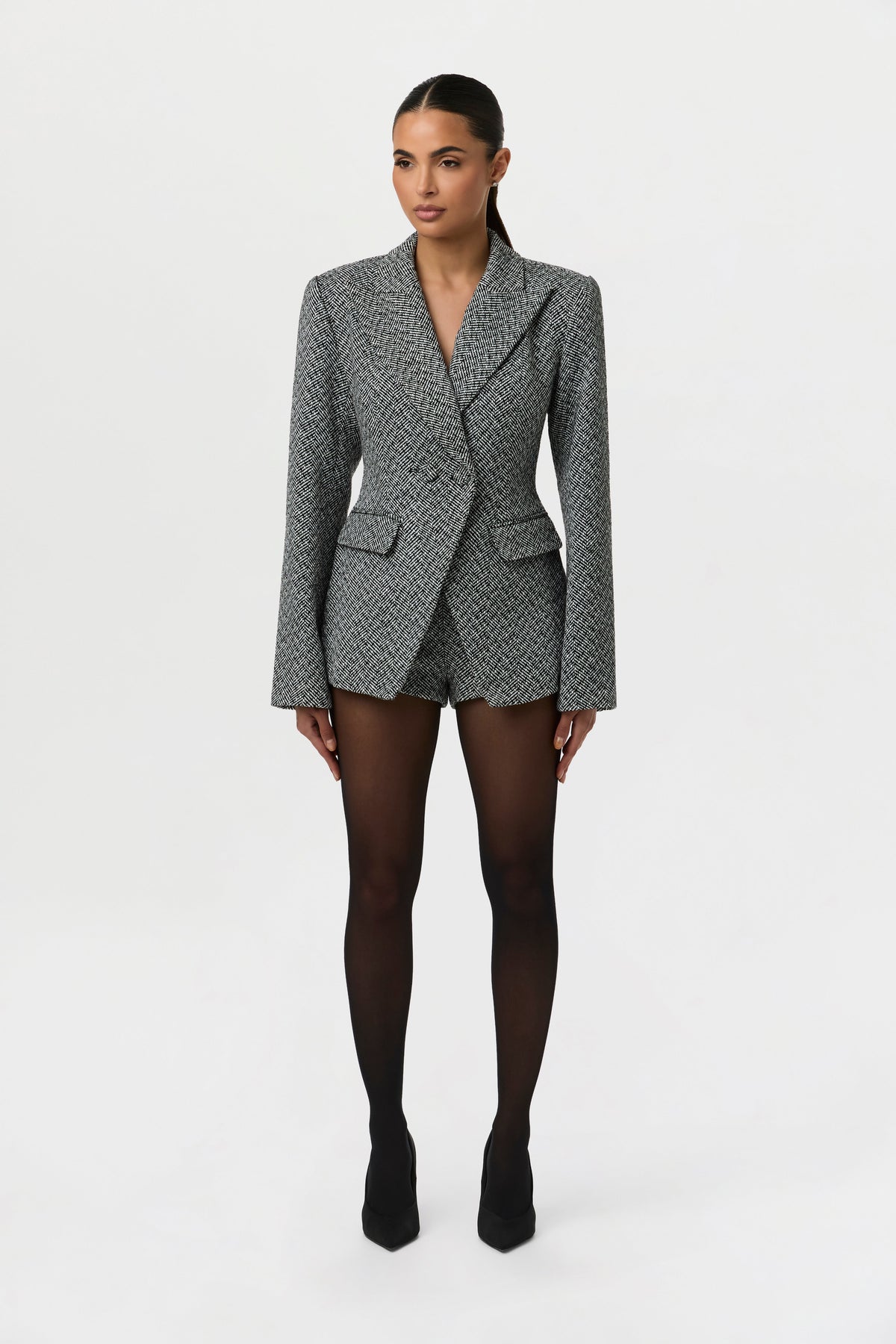 Black/White Pattern Suiting Hot Short