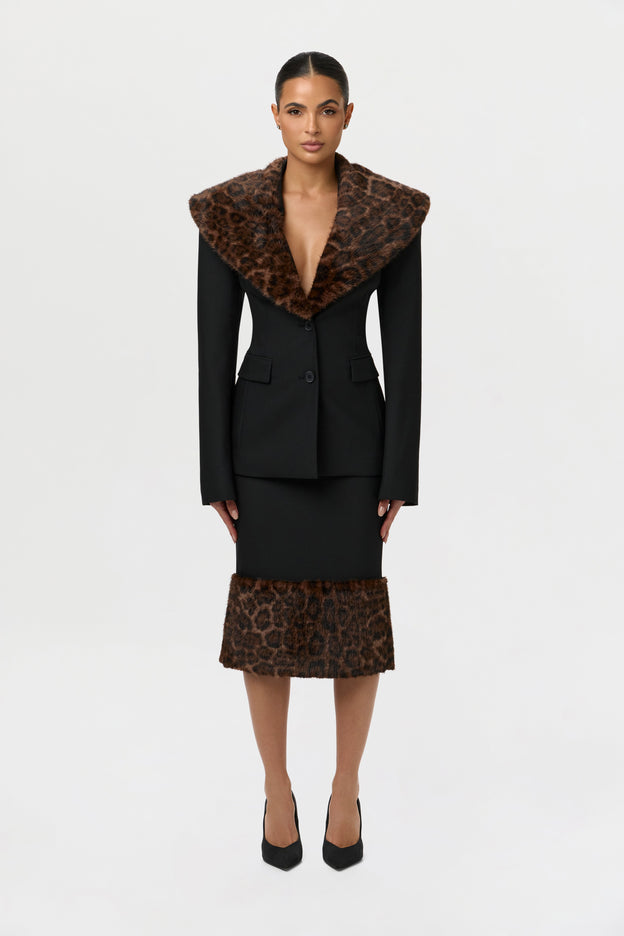 Suiting Jacket with Fur Collar