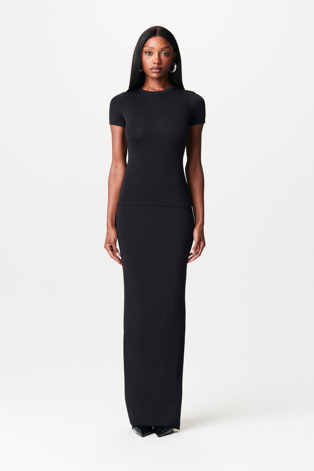 BLACK MODAL SHORT SLEEVE TOP