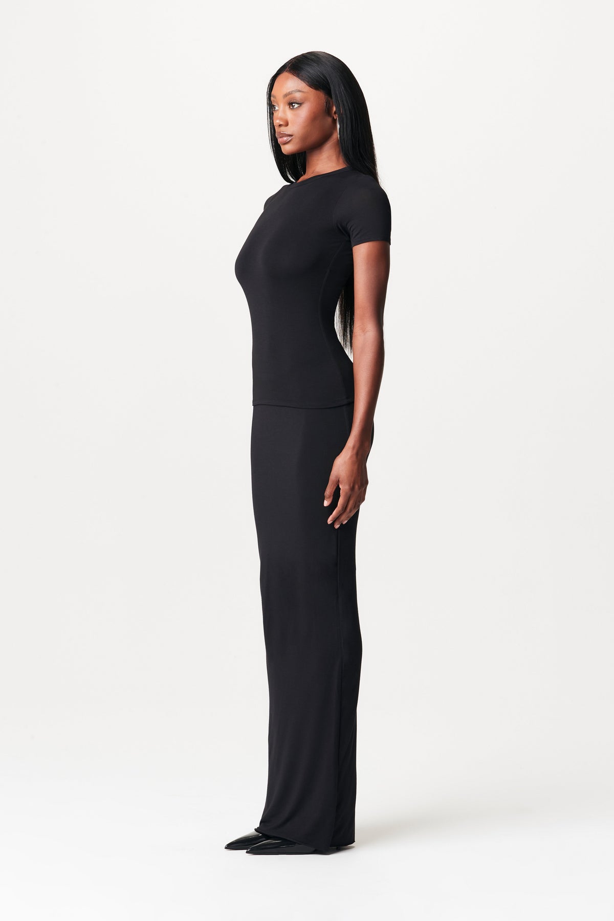 BLACK MODAL SHORT SLEEVE TOP