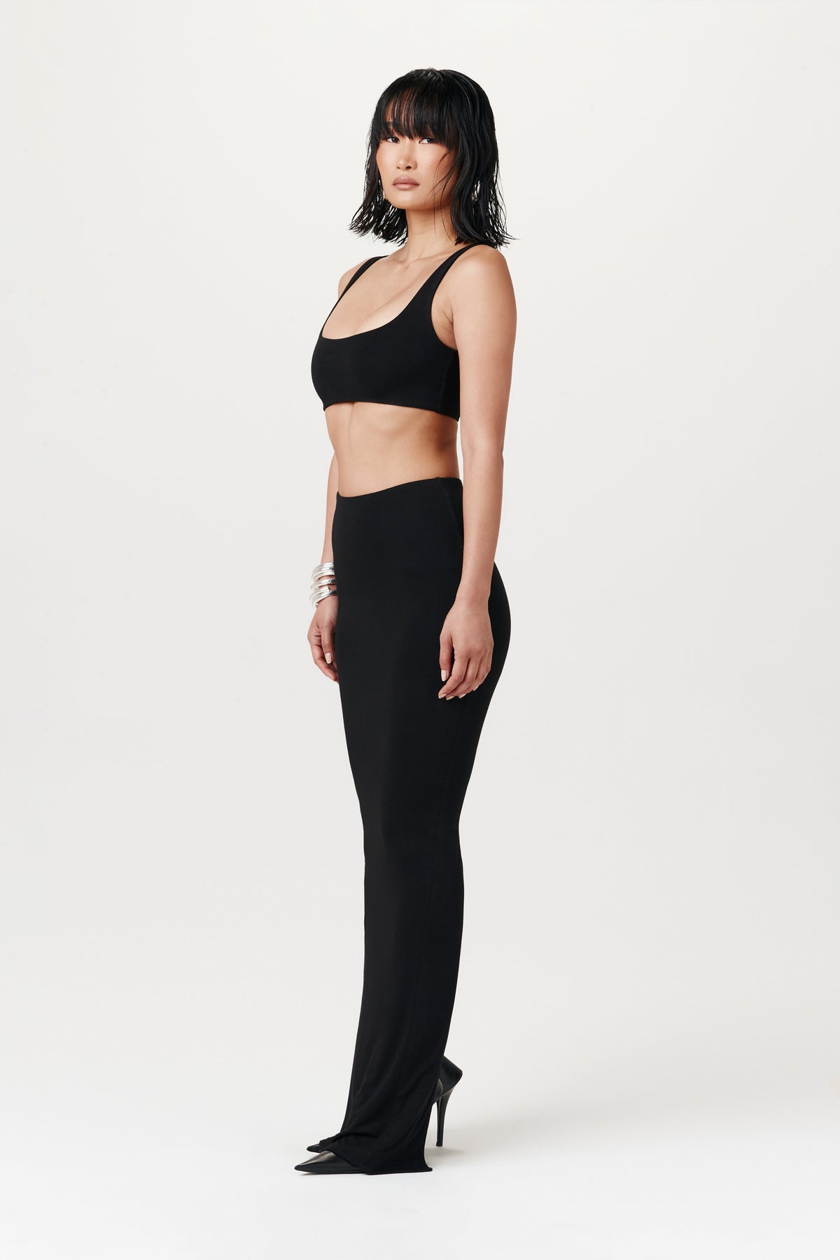 BLACK Smooth Tank Crop Top