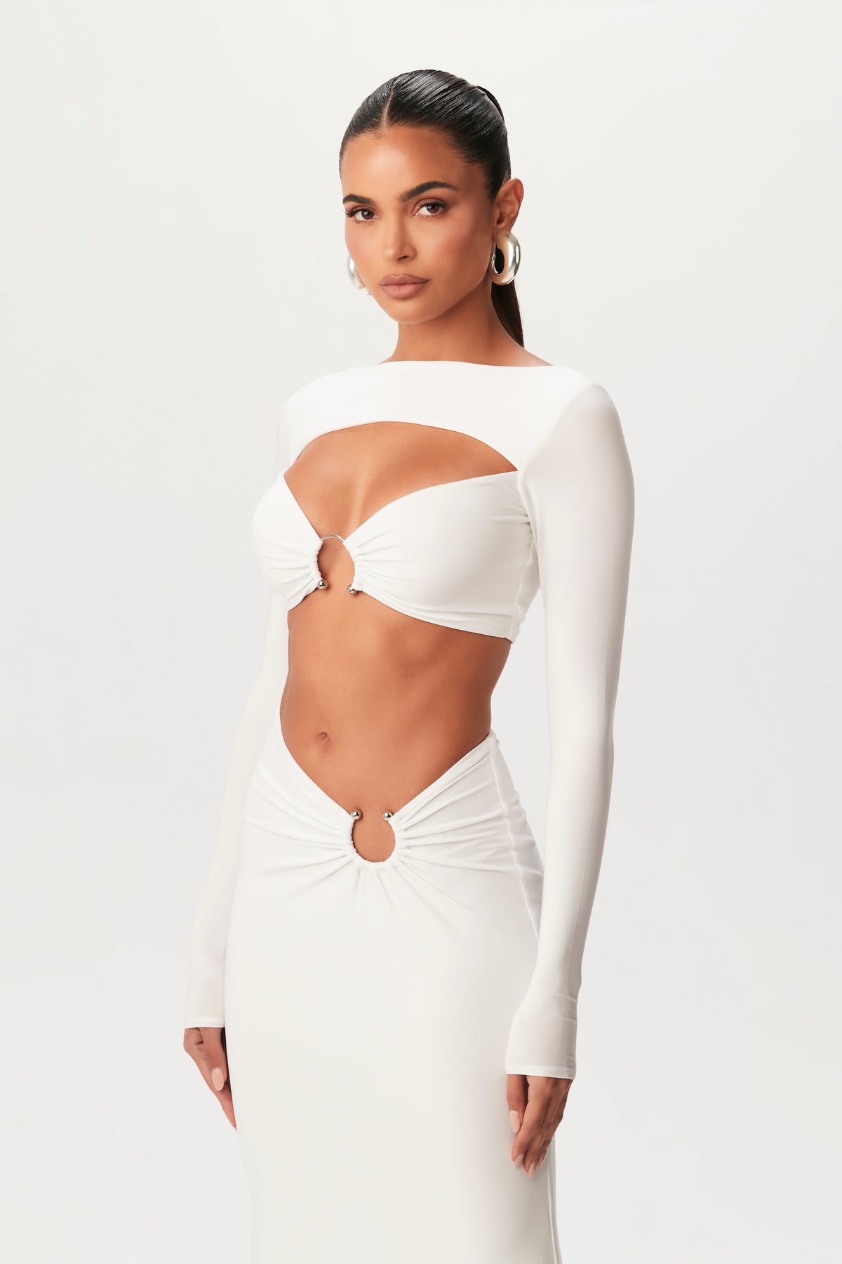 Hourglass Cut Out O-Ring Crop Top