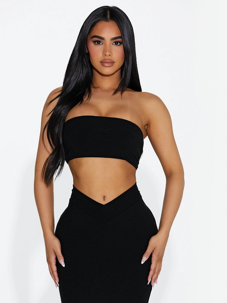 BLACK The Ribbed Bandeau Top