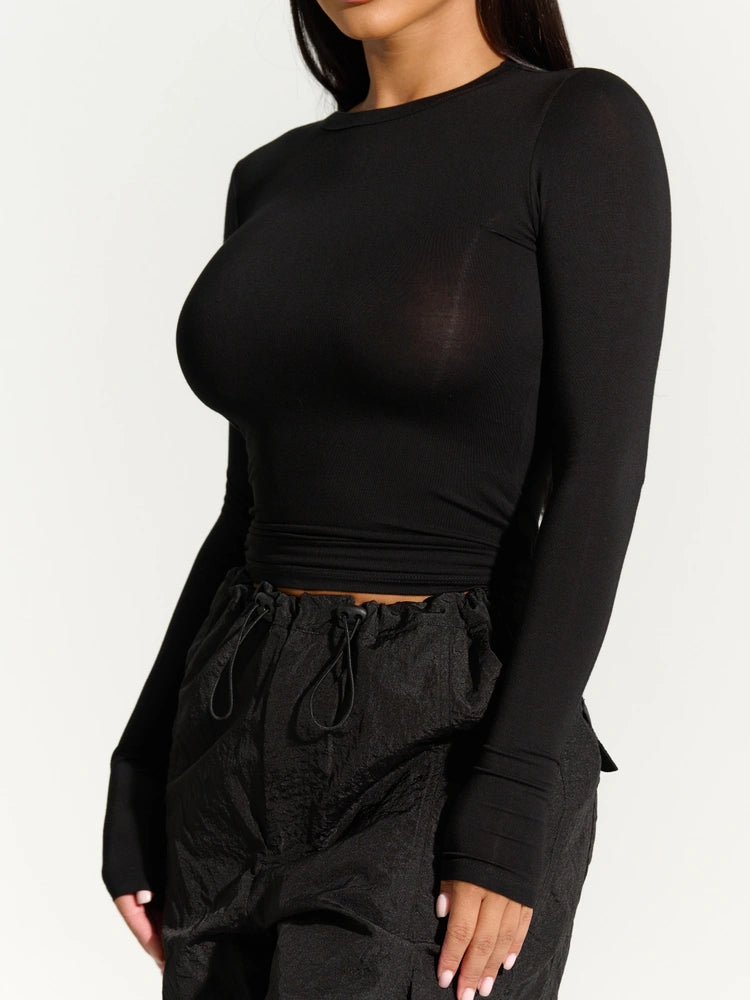BLACK Smooth Crew Top